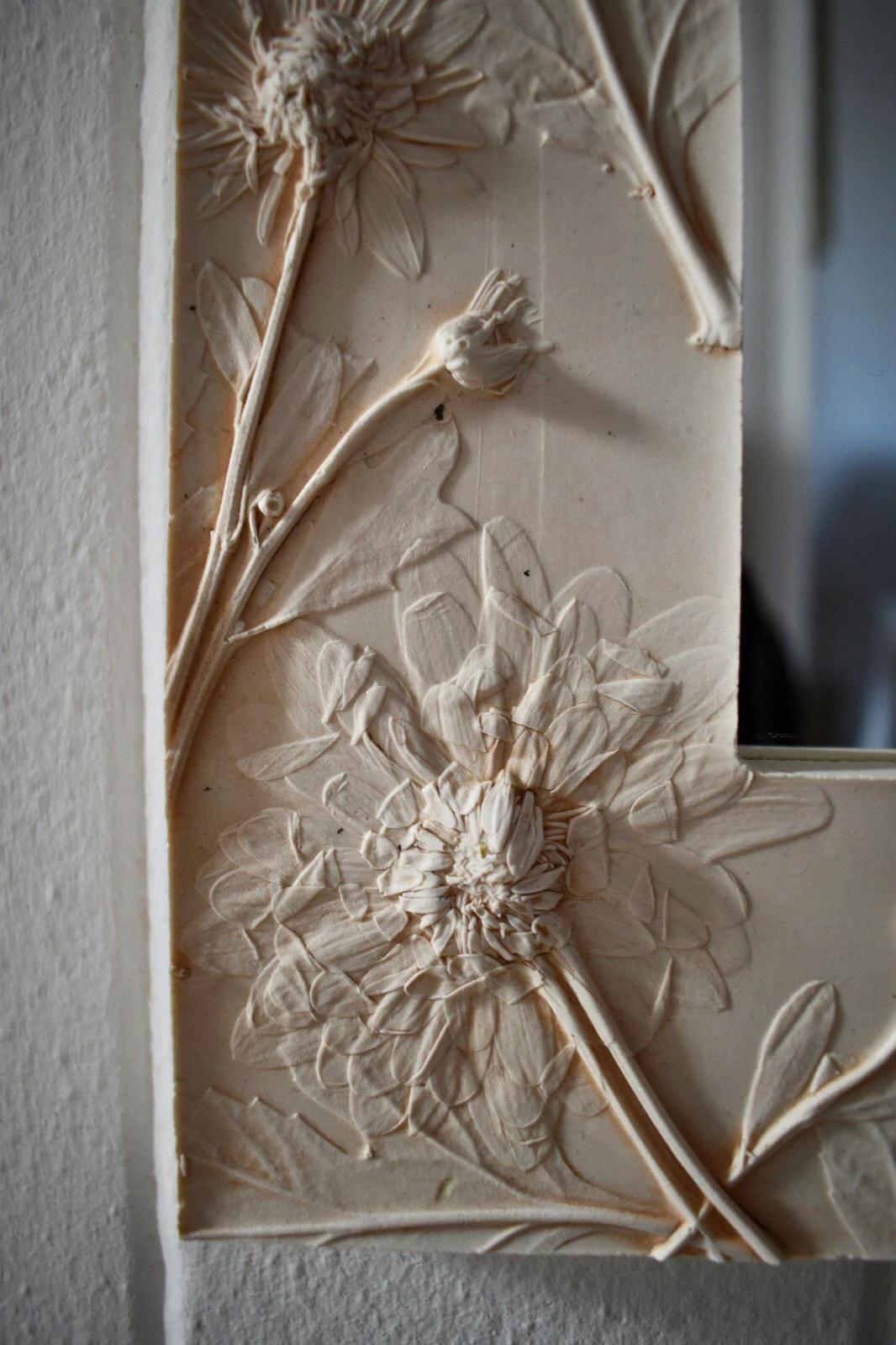 5.10.26 Mother’s Day Botanical Bas Relief Mirror @ 4pm-5pm